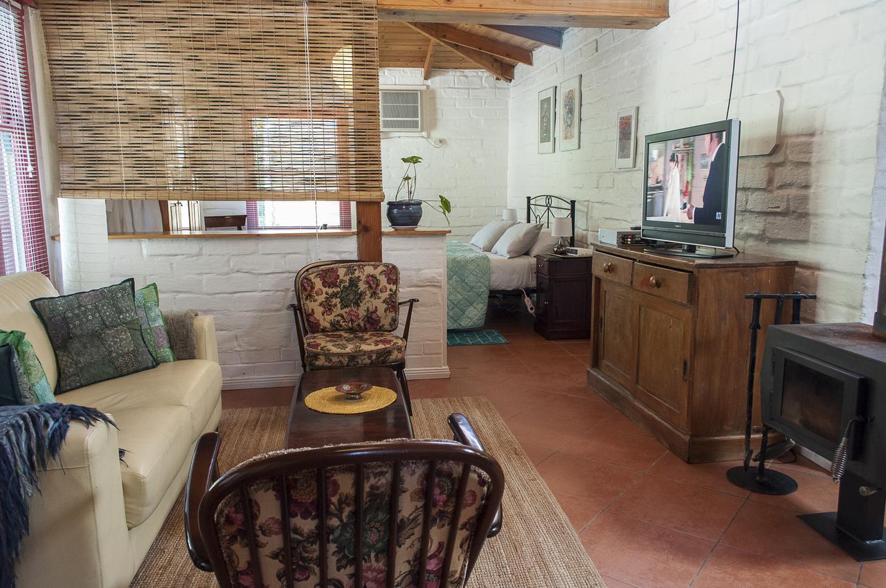 Trevalia Accommodation Penwortham Esterno foto