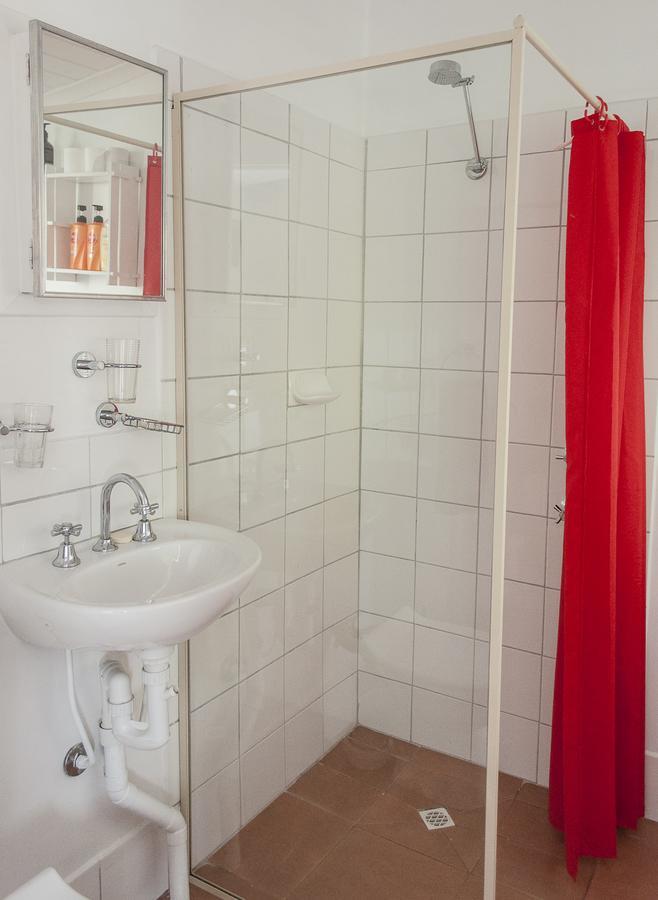 Trevalia Accommodation Penwortham Esterno foto