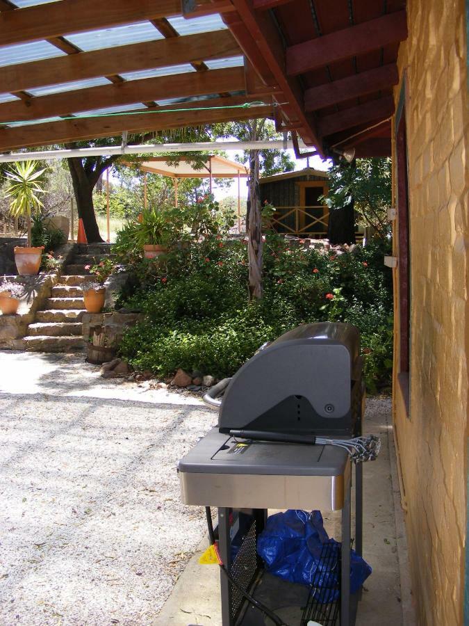 Trevalia Accommodation Penwortham Esterno foto