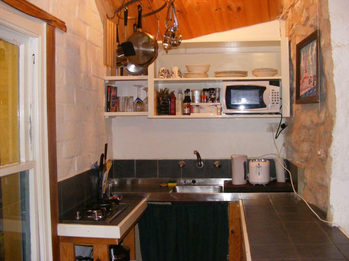 Trevalia Accommodation Penwortham Esterno foto